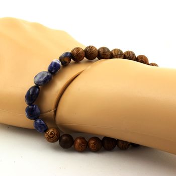 Bracelet Sodalite du Brésil + Perles bois 8 mm.