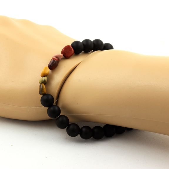 Mookaite from Australia + Matte black Onyx Bracelet 8 mm Beads.