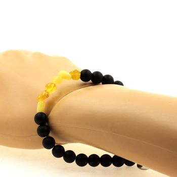 Bracelet Opale jaune d'Australie + Perles Onyx noir mat 8 mm.
