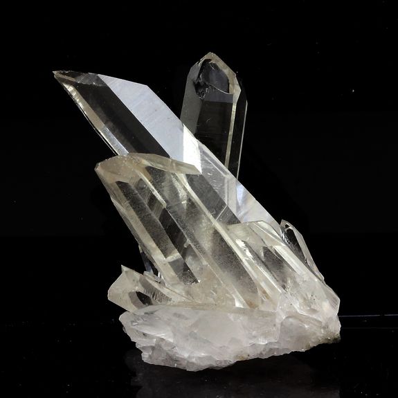 Quartz. 153.05 ct.