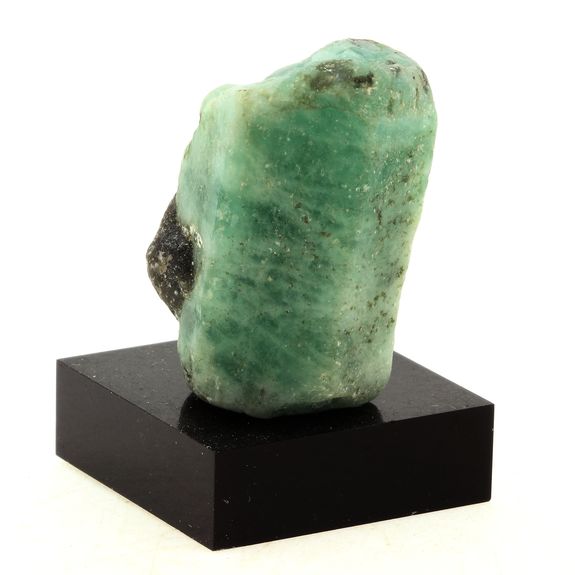 Emeraude. 135.35 ct.