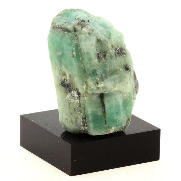 Emeraude. 135.35 ct.