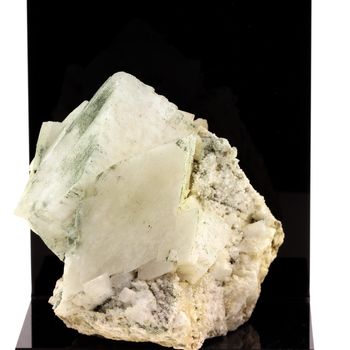 Adularia. 2146.5 ct.
