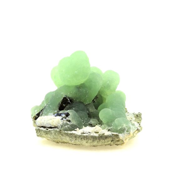 Prehnite + Epidote. 1217.5 ct.
