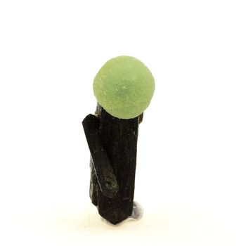 Prehnite + Epidote. 157.0 ct.