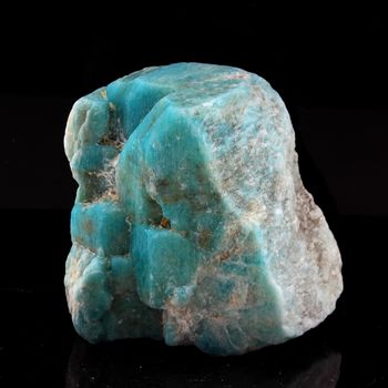 Amazonite. 586.5 ct.