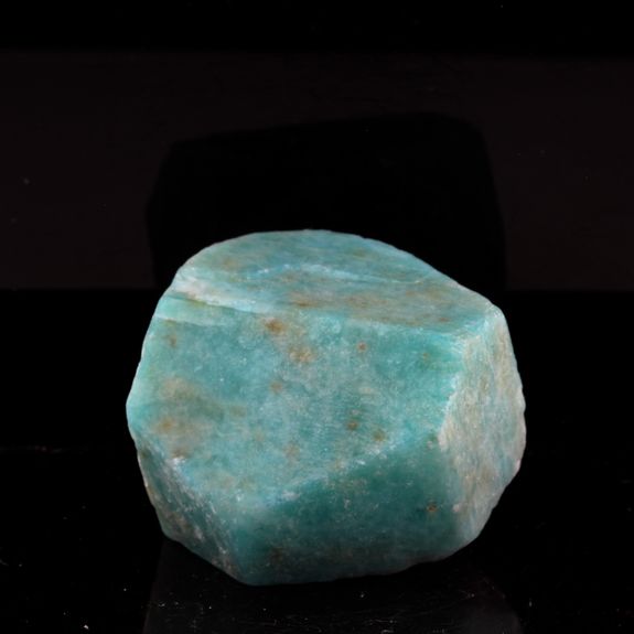 Amazonite. 352.0 ct.