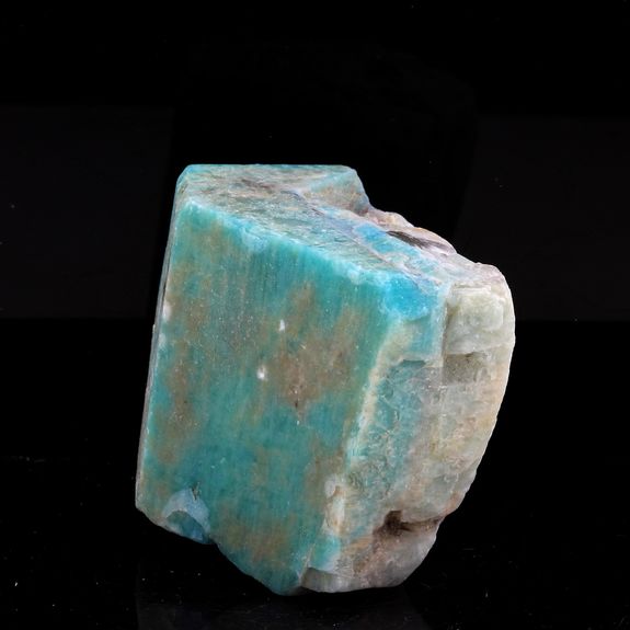 Amazonite. 471.5 ct.
