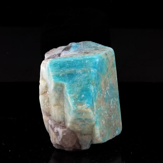 Amazonite. 471.5 ct.