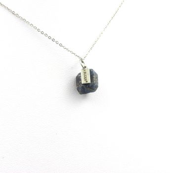 Collier Saphir brut. 12.37 ct.