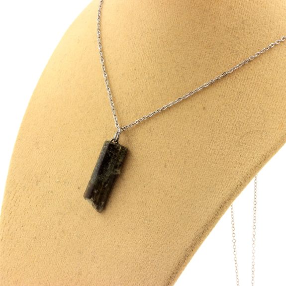 Raw Epidote Necklace. 8.38 ct.
