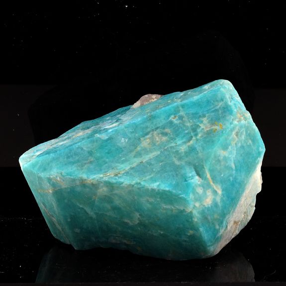 Amazonite. 763.5 ct.