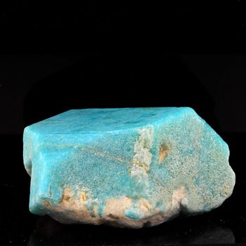 Amazonite. 567.5 ct.