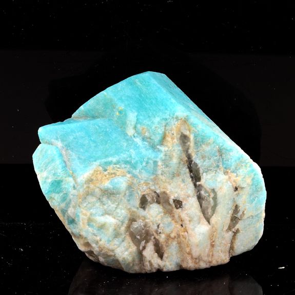 Amazonite. 513.0 ct.
