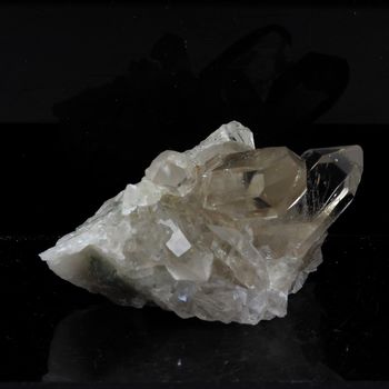Quartz. 168.45 ct.