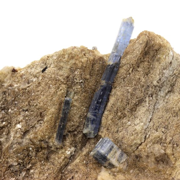 Kyanite. 715.0 ct.