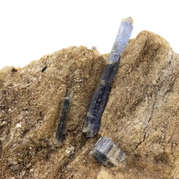 Kyanite. 715.0 ct.