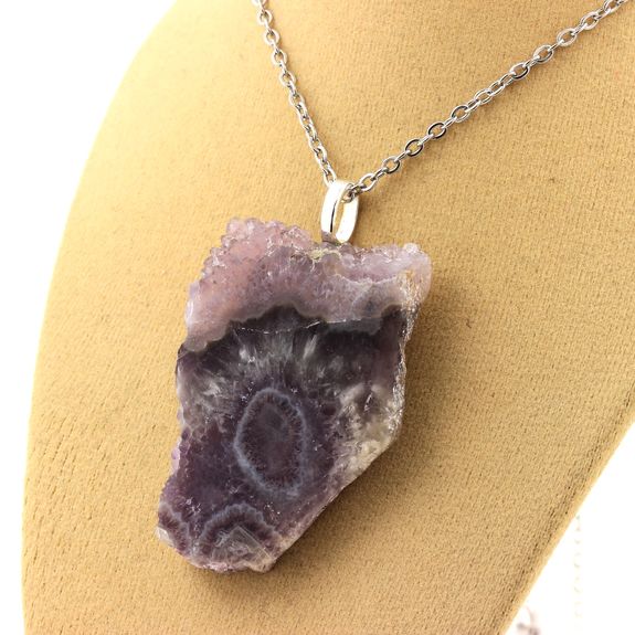 Raw Agate Necklace. 76.13 ct.