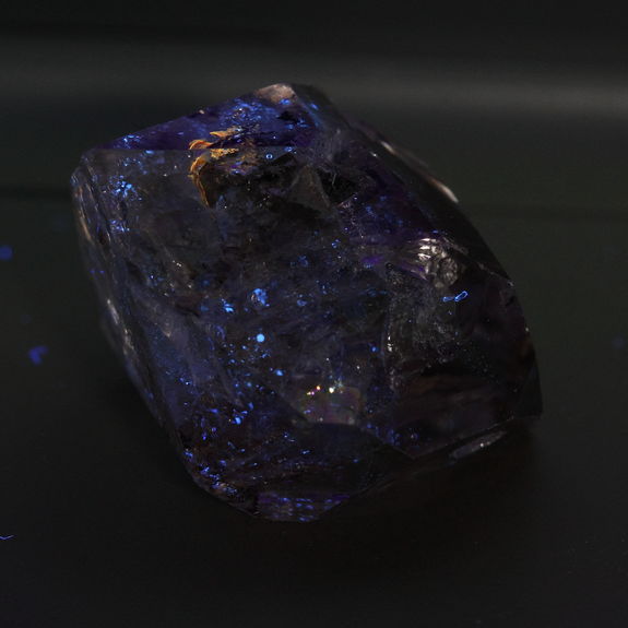 Quartz Petrole. 29.37 ct.