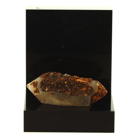 Quartz + Limonite. 43.60 ct.