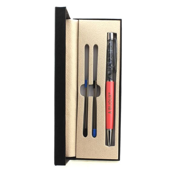 Raw Sapphire mineral pen Madagascar.