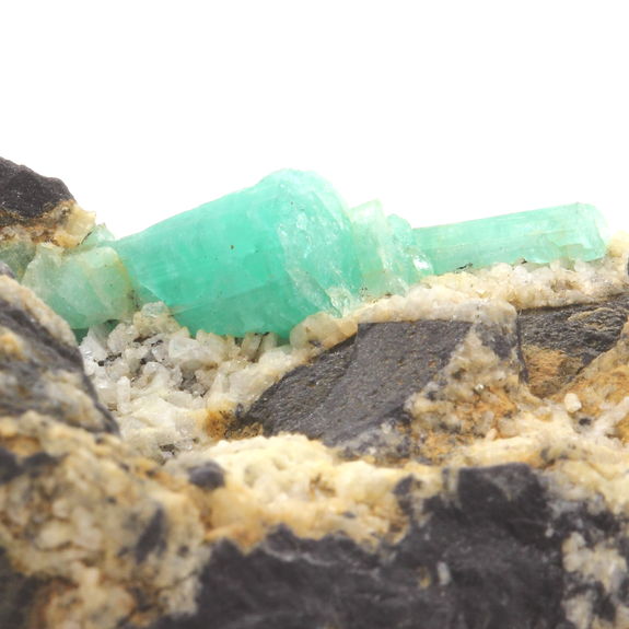 Emerald. 1113.20 ct.