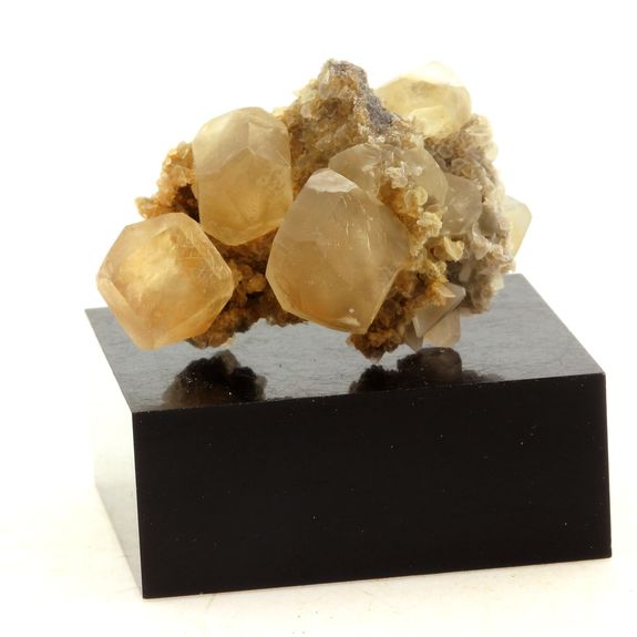 Calcite. 139.0 ct.