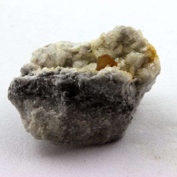 Bastnäsite + Dolomite. 12.30 ct.