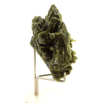 Epidote. 278.50 ct.