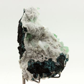 Fluorapophyllite-(K) + Stilbite. 2645.0 ct.