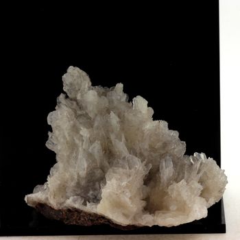 Baryte. 935.85 ct.