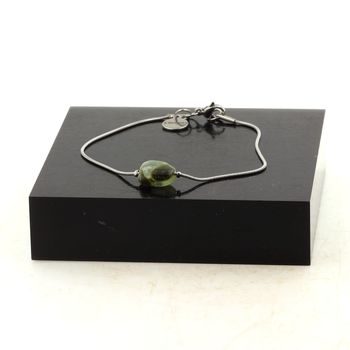 Bracelet de cheville 1 Perle Prehnite du Canada chaîne en acier inoxydable.