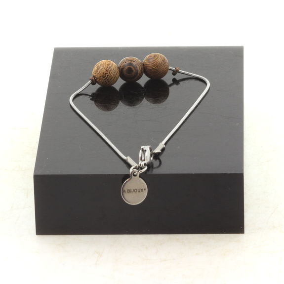Bracelet de cheville 3 Perles bois 8 mm chaîne en acier inoxydable.