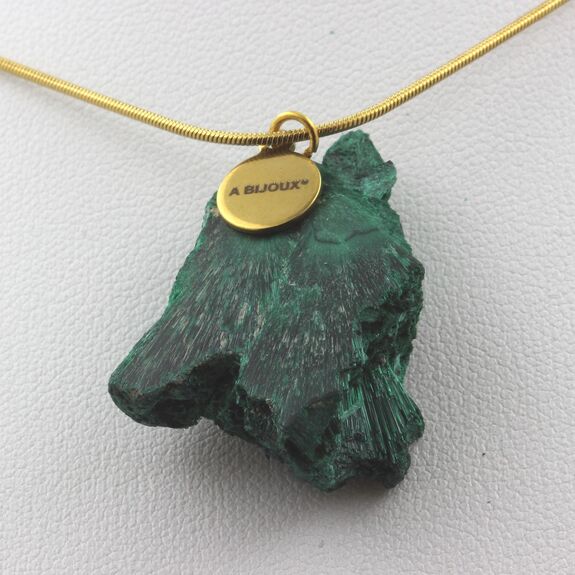 Collier Malachite brut. 55.70 ct.
