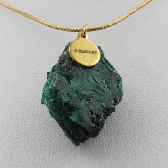 Collier Malachite brut. 52.0 ct.
