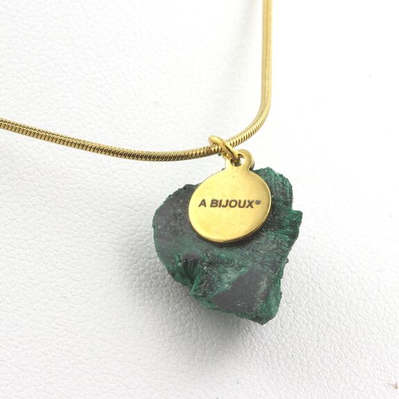 Collier Malachite brut. 17.06 ct.