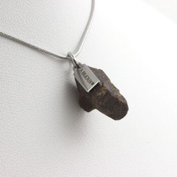 Collier Staurolite brut. 13.0 ct.