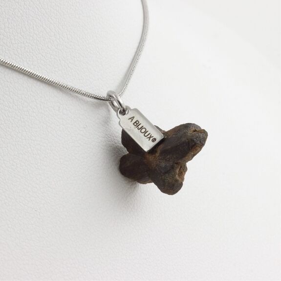 Collier Staurolite brut. 13.00 ct.