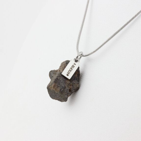Collier Staurolite brut. 16.5 ct.