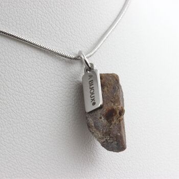 Collier Staurolite brut. 11.5 ct.