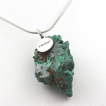 Collier Malachite brut. 45.95 ct.