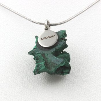 Collier Malachite brut. 28.55 ct.