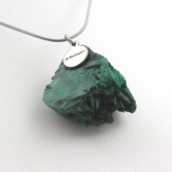 Collier Malachite brut. 77.30 ct.