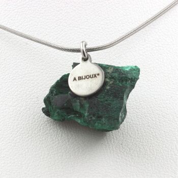Collier Malachite brut. 28.45 ct.
