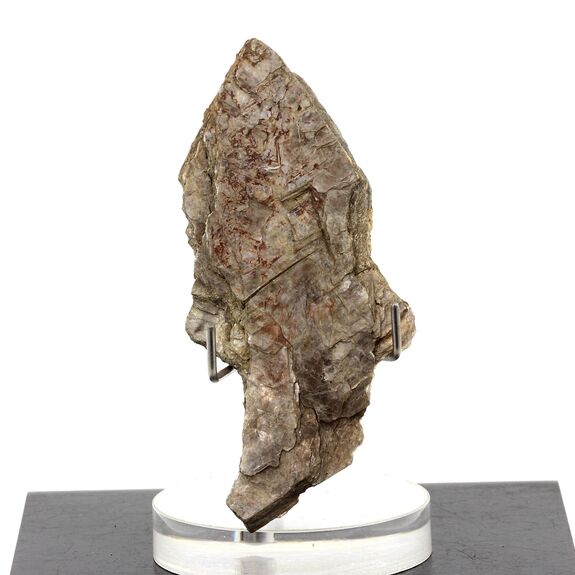 Muscovite. 135.95 ct.