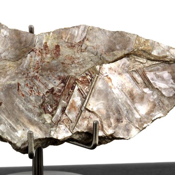 Muscovite. 135.95 ct.