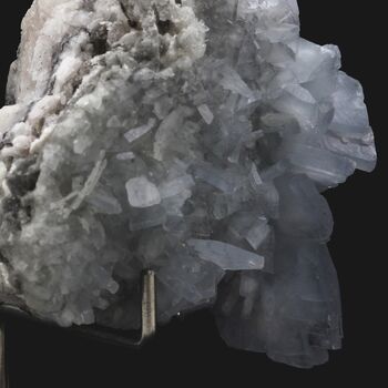 Blue barite. 389.05 ct.