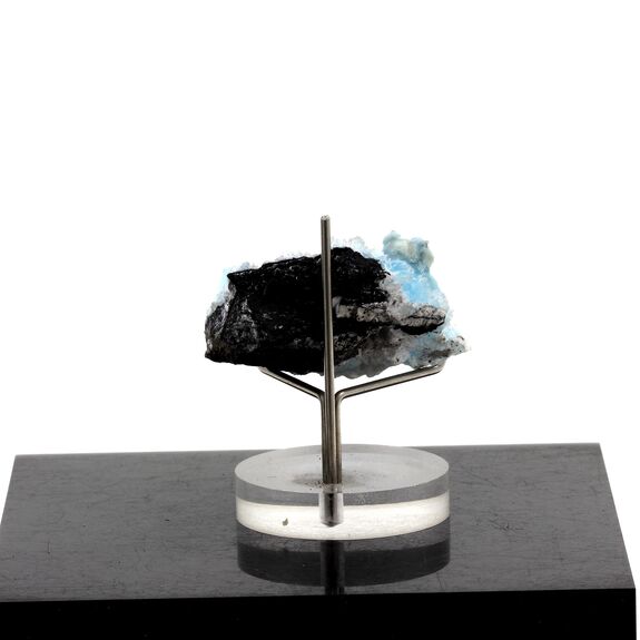 Aragonite bleue cuprifère. 108.55 ct.