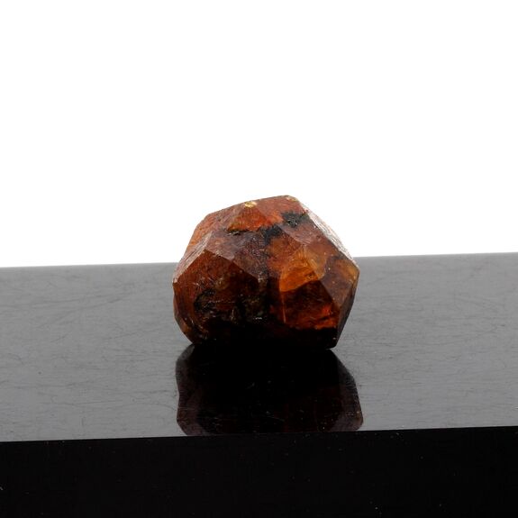 Spessartite Garnet. 140.30 ct.