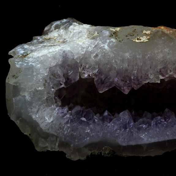 Géode Améthyste. 598.50 ct.